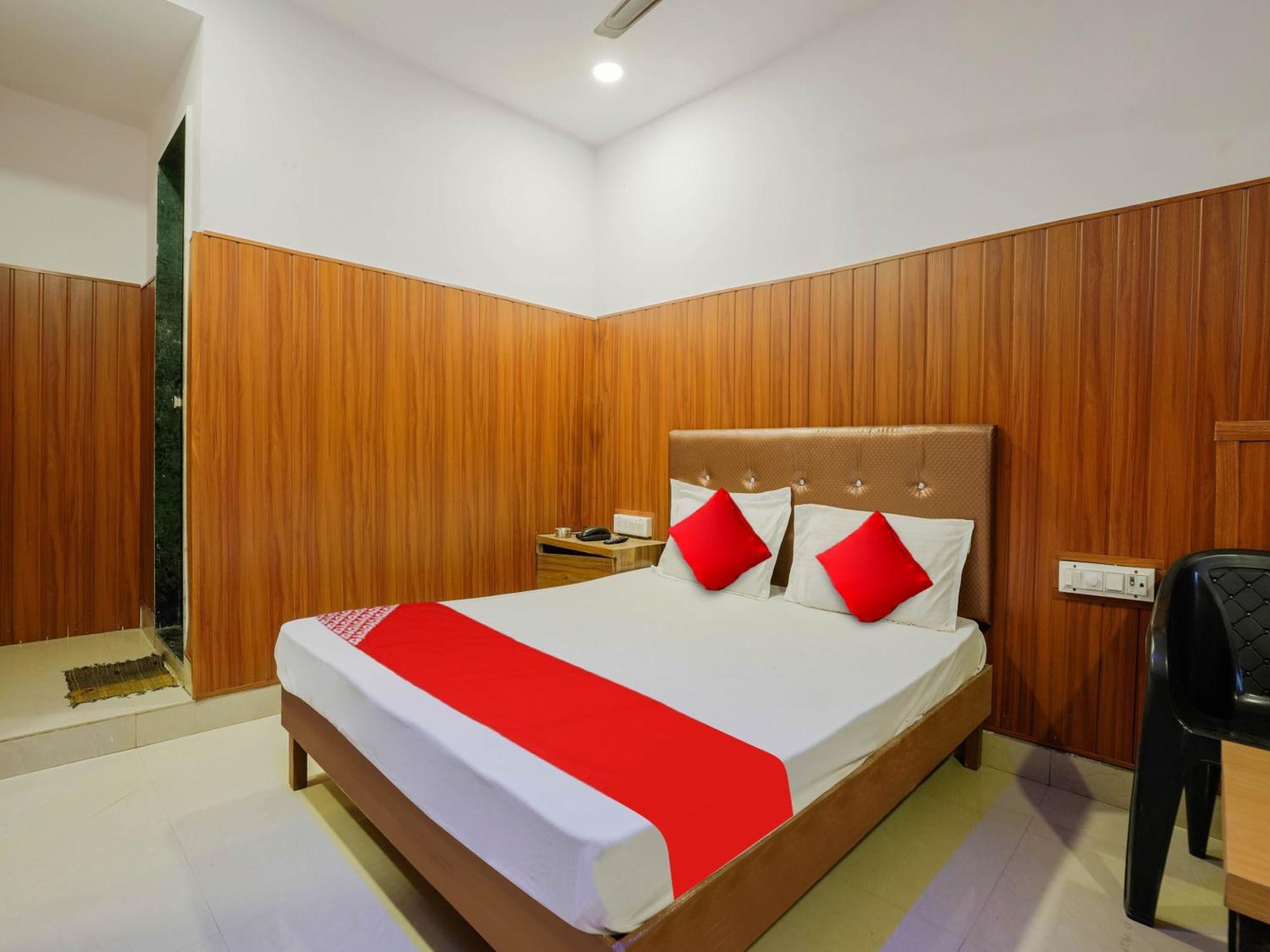 Hotel O Spotlight Thána Kültér fotó